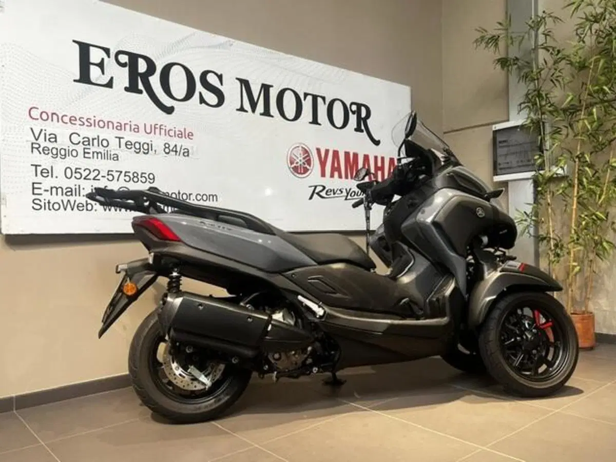 Yamaha Tricity 300 (2021 - 24) (4)
