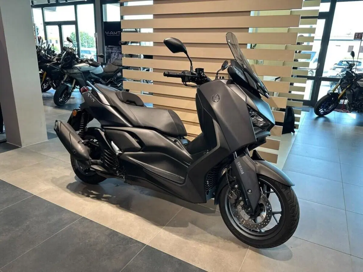 Yamaha X-Max 125 (2021 - 24) (4)