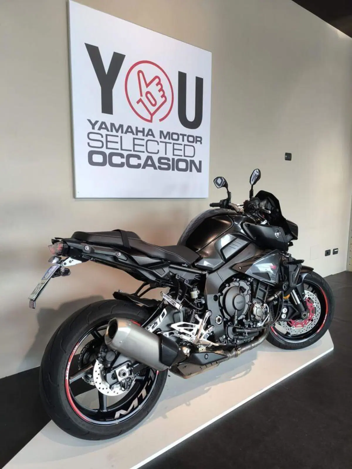 Yamaha MT-10 (2017 - 20) (3)