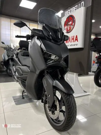 Yamaha X-Max 300 (2021 - 24) usata