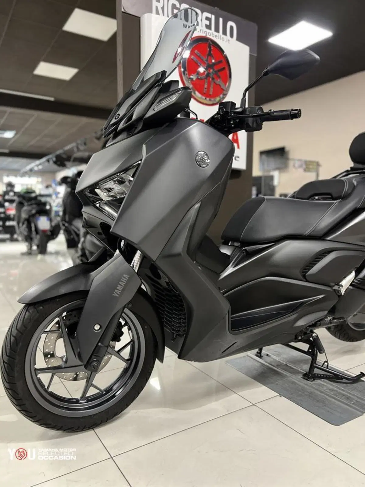 Yamaha X-Max 300 (2021 - 24) (9)