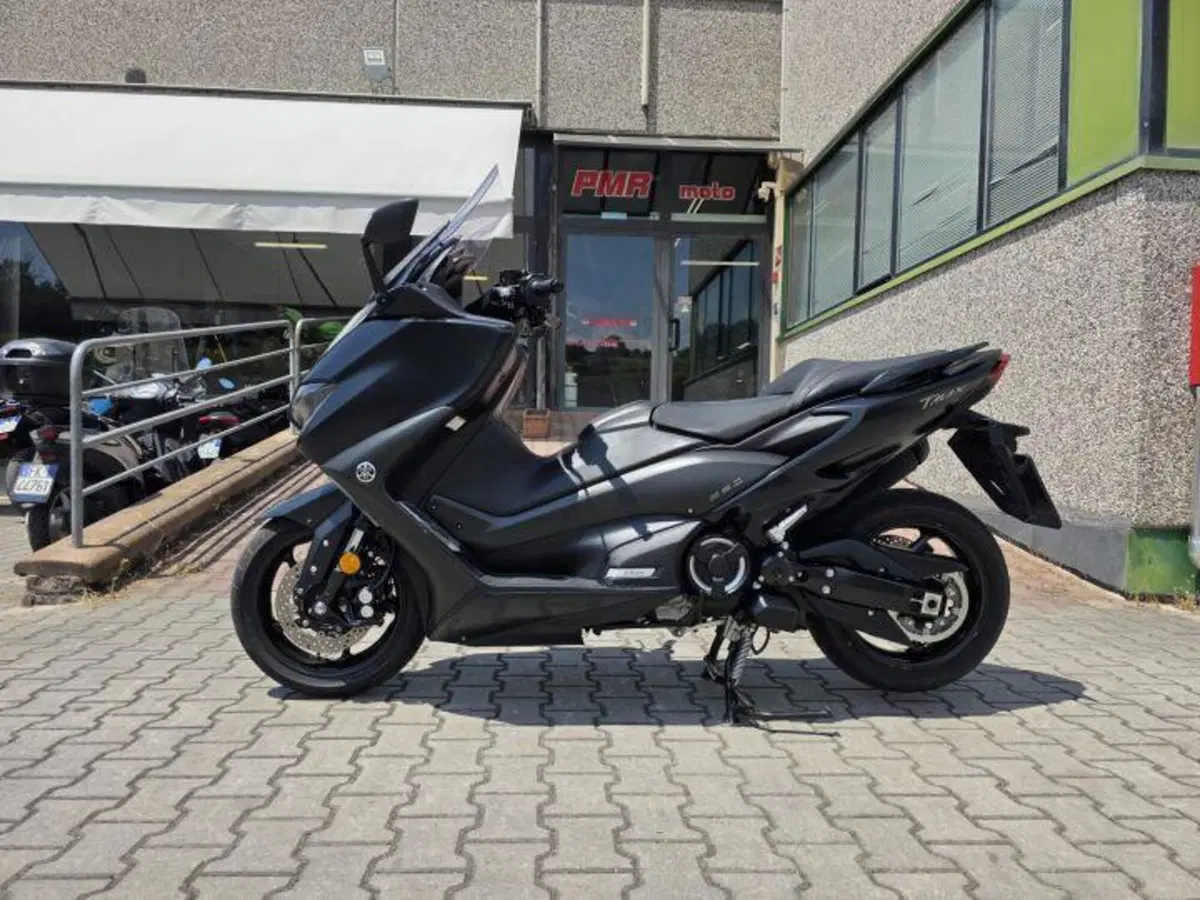 Yamaha T-Max 560 (2020 - 21) (3)