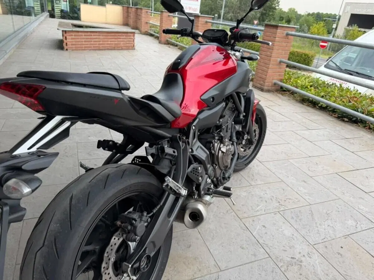 Yamaha MT-07 (2014 - 16) (4)