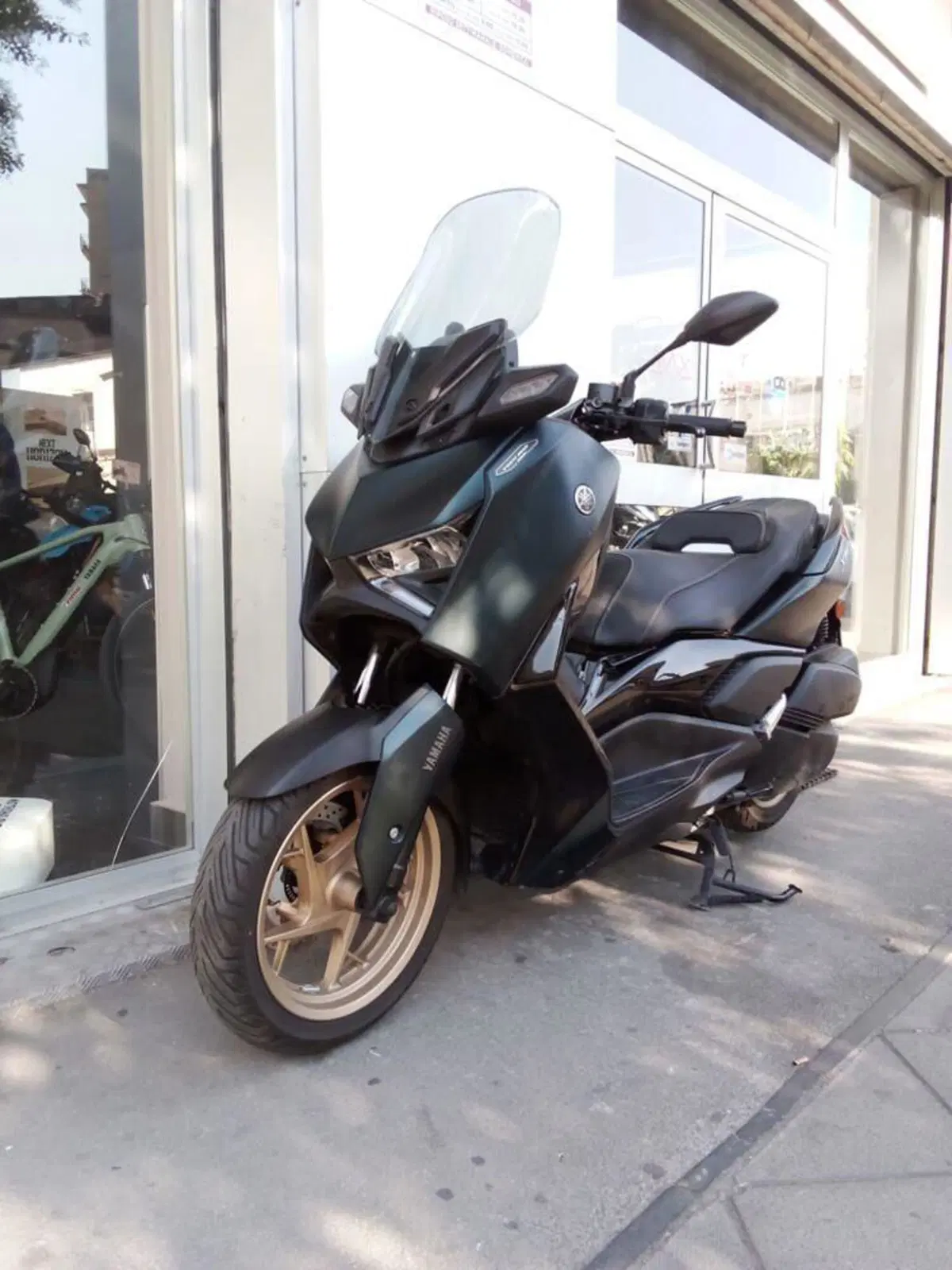 Yamaha X-Max 300 Tech Max (2021 - 24) (7)