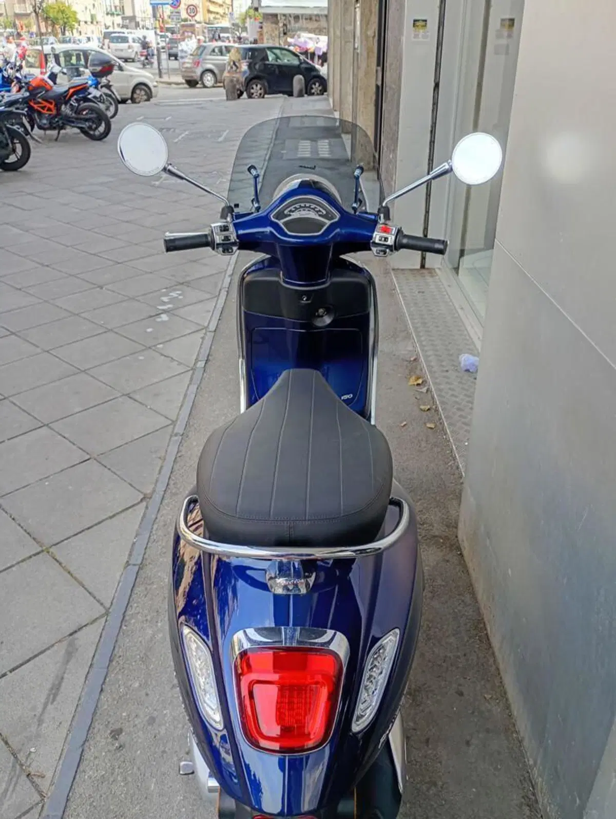 Piaggio 1 Active Feng Chen Wang (2022 - 24) (2)