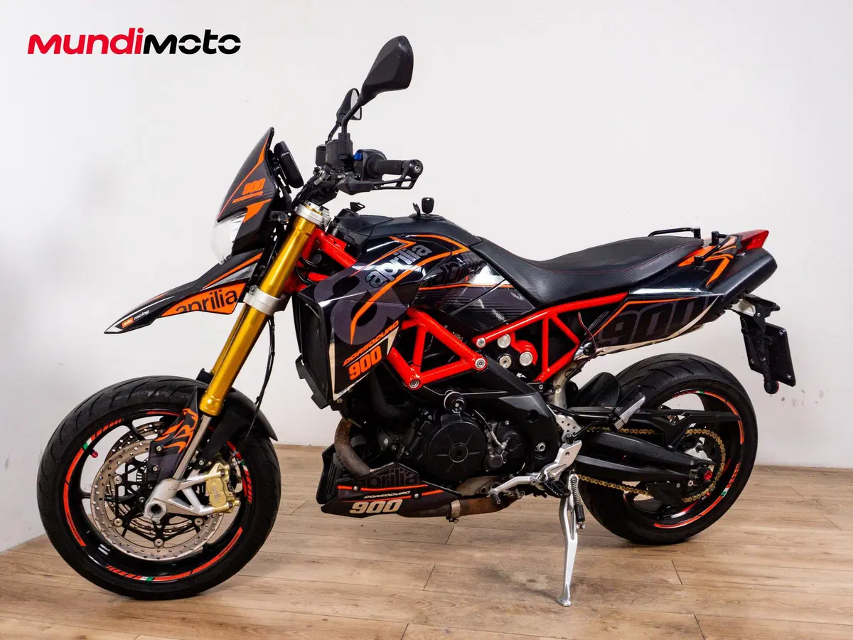 Aprilia Dorsoduro 900 (2017 - 20) (8)