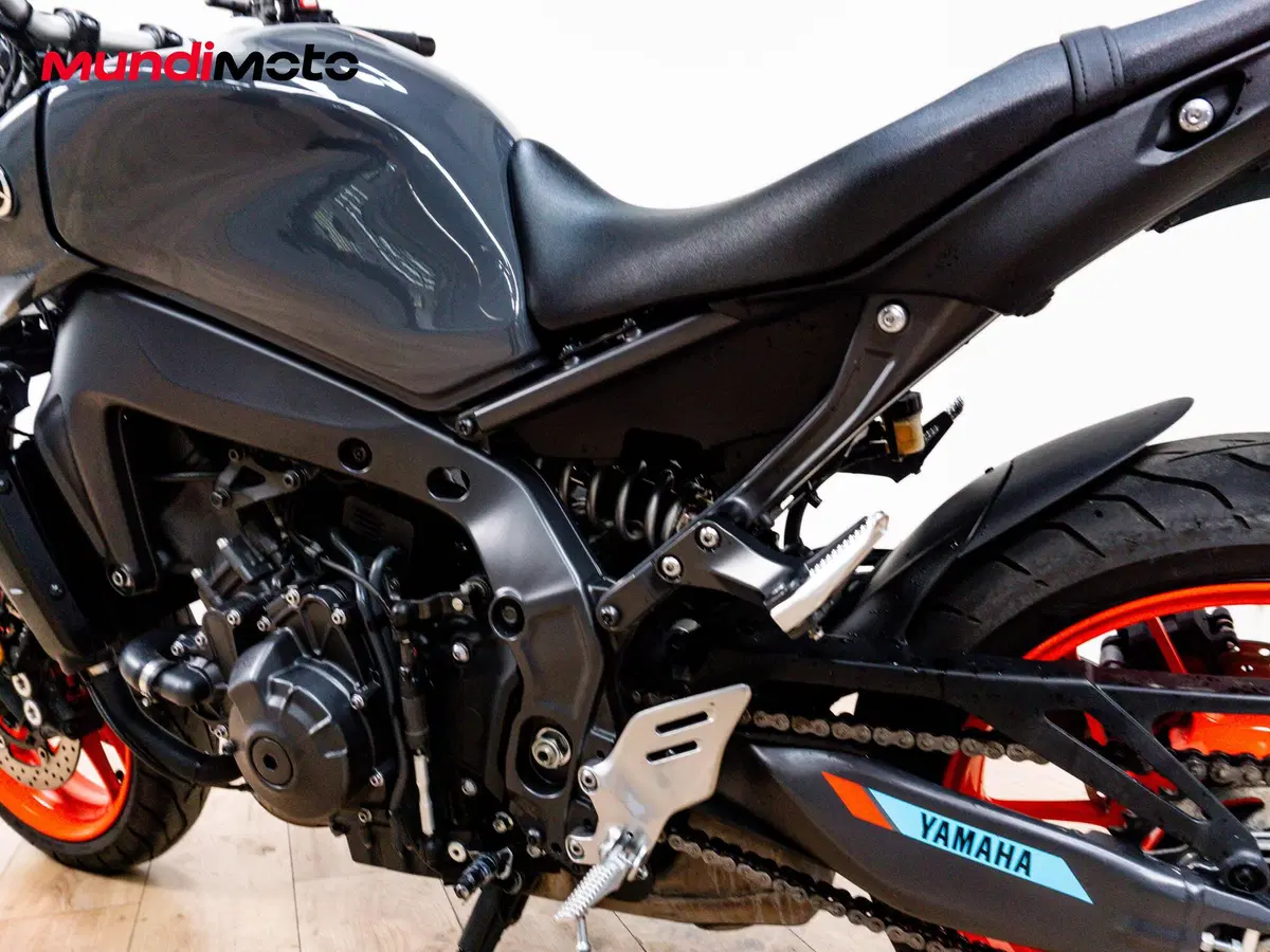 Yamaha MT-09 (2021 - 23) (10)