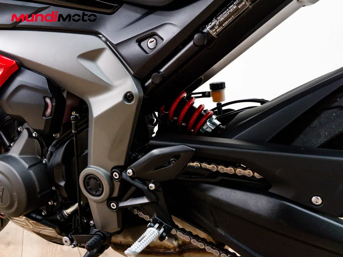 Triumph Daytona 660 (2024 - 26) (10)