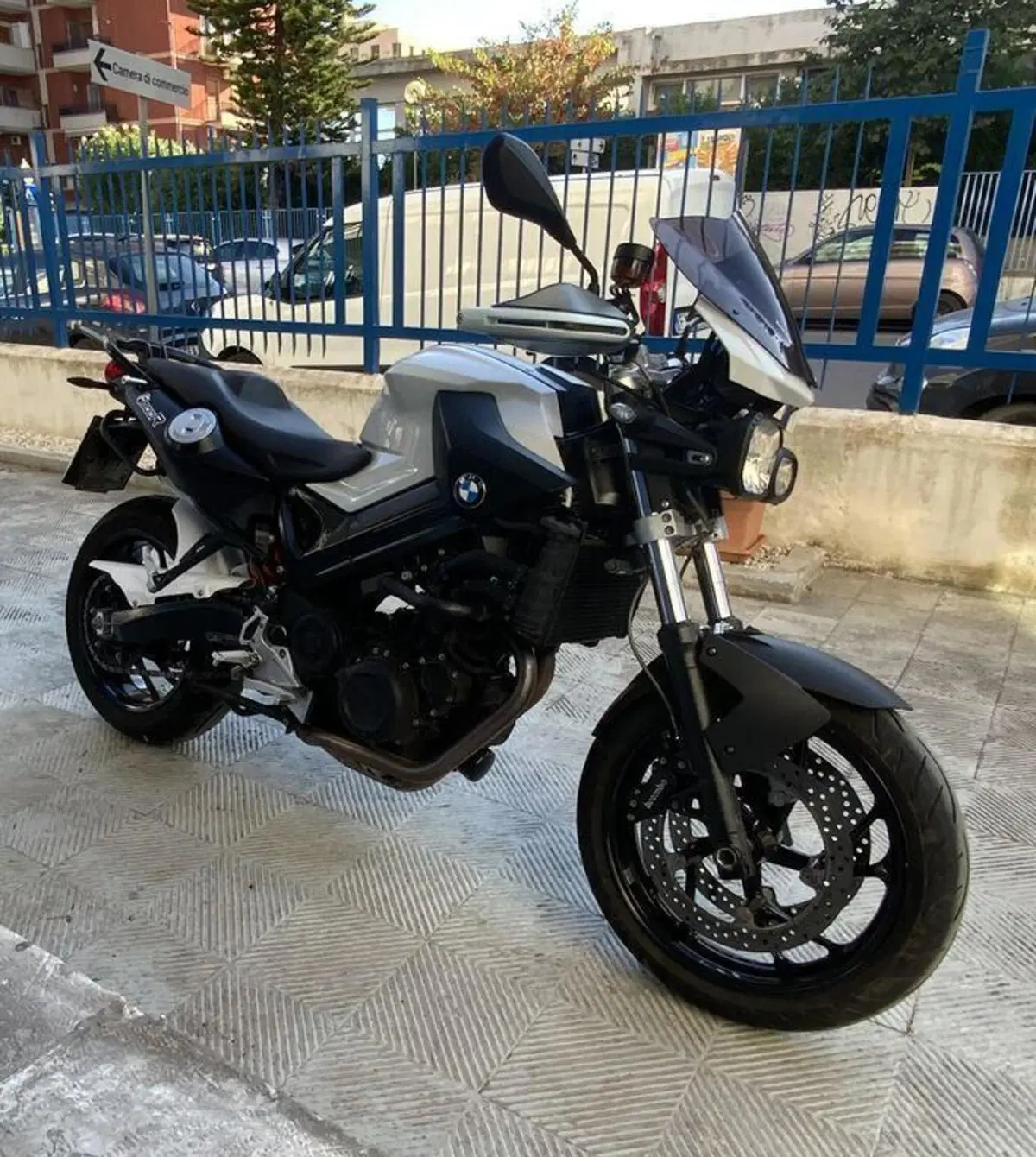 Bmw F 800 R (2012 - 14) (4)