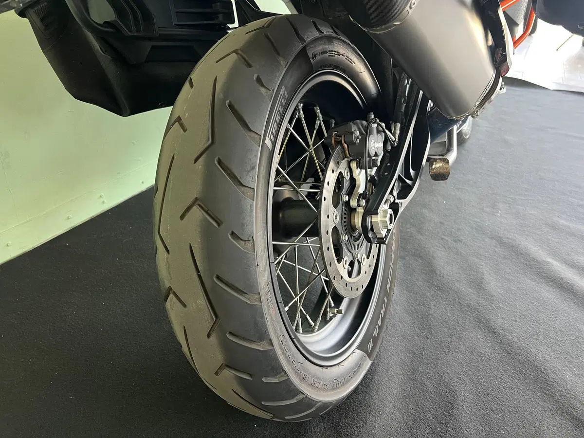 KTM 1290 Super Adventure R (2022 - 25) (20)