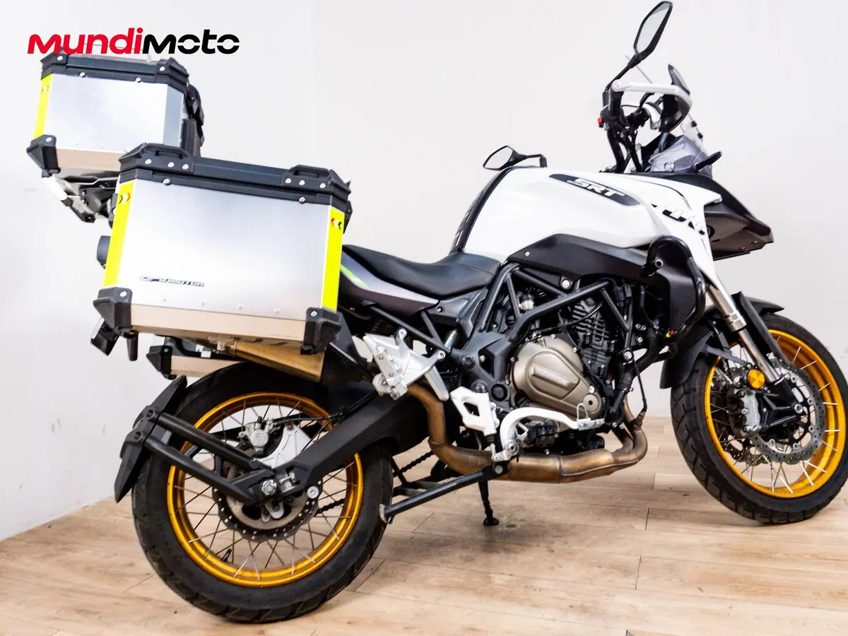 QJ Motor SRT 700 X (2024 - 25) (3)