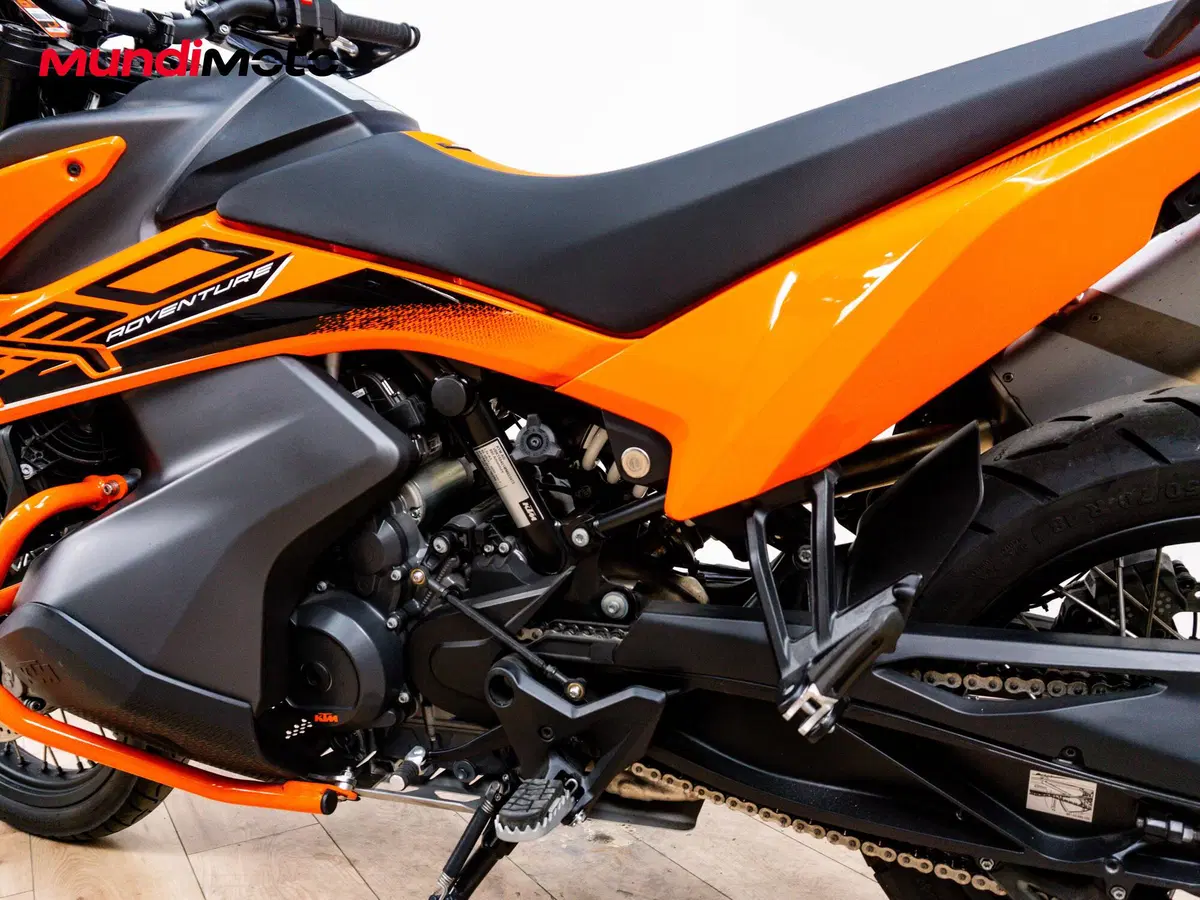KTM 890 Adventure (2021) (10)