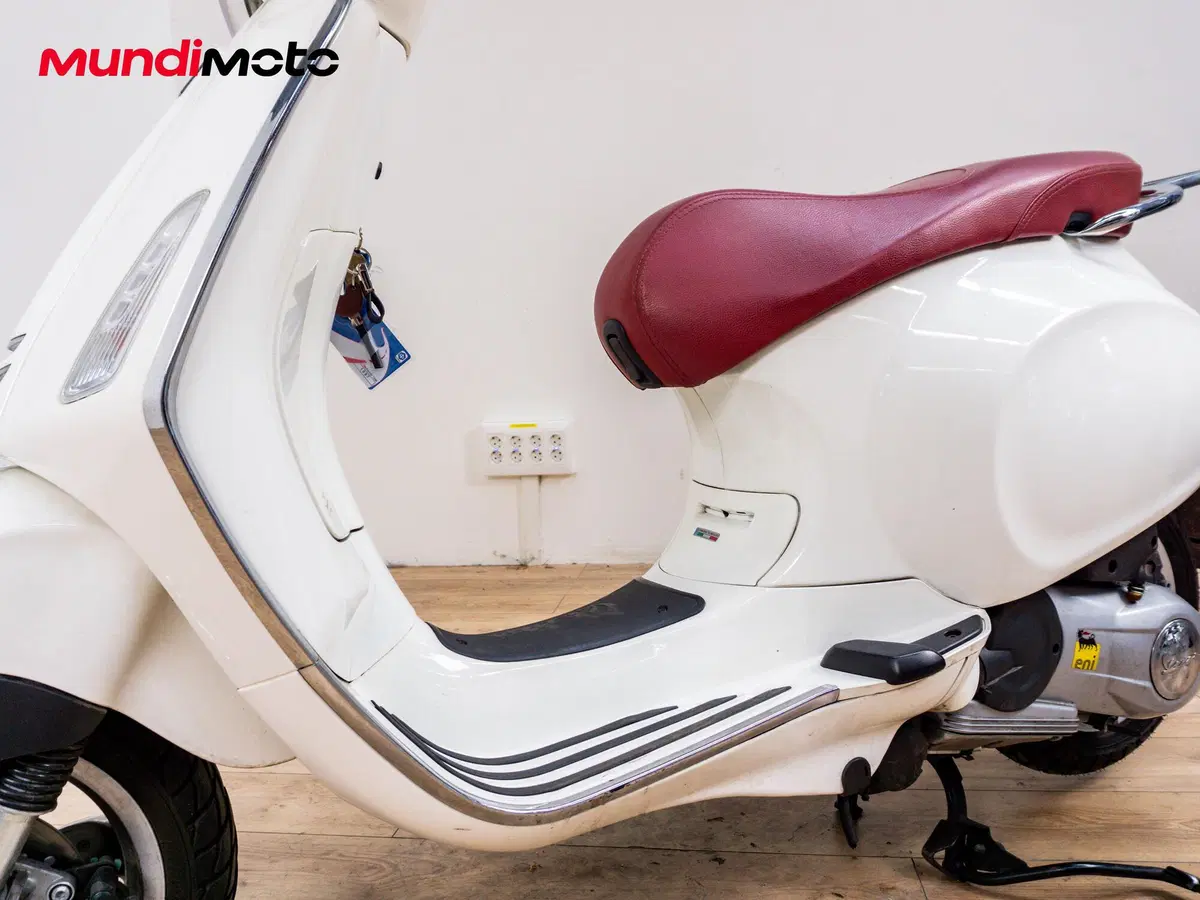 Vespa Primavera 150 (2026) (9)