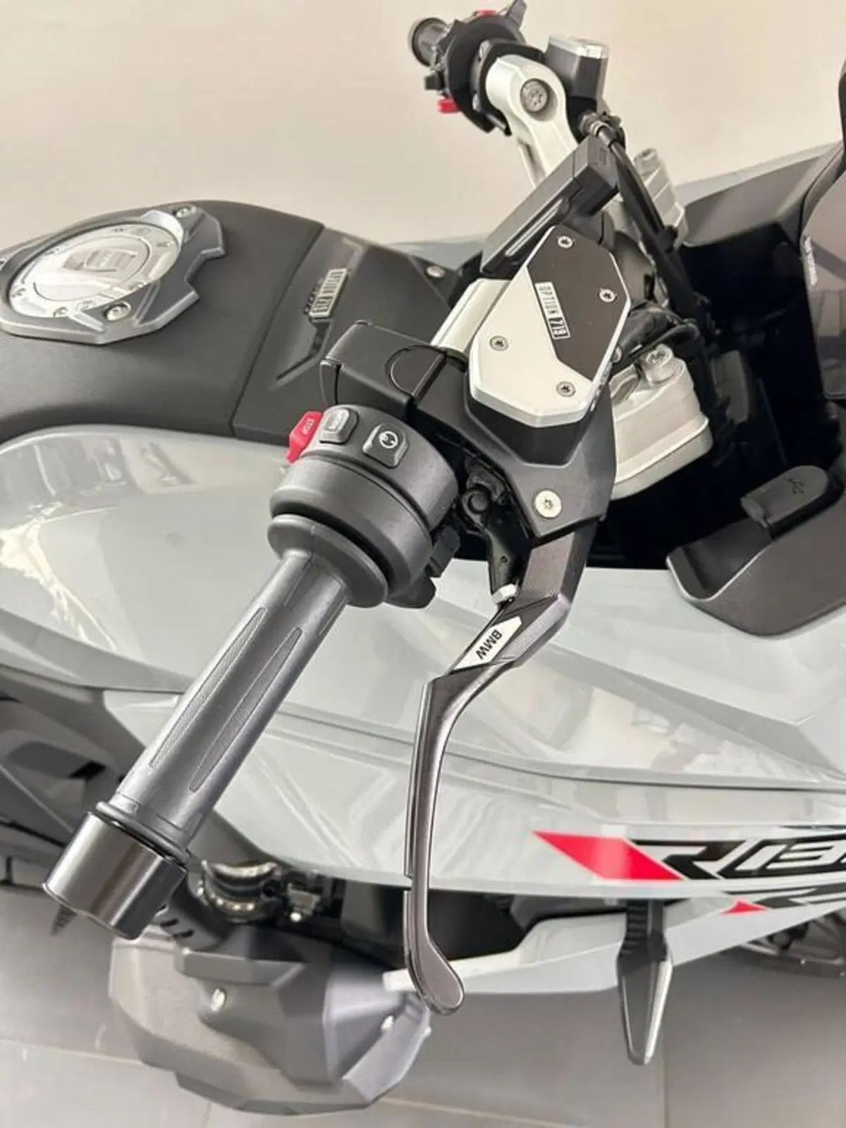 Bmw R 1300 RS (2026) (4)