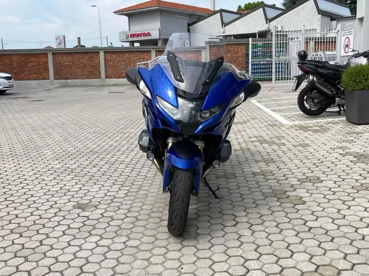 Bmw R 1250 RT (2021 - 25) (2)