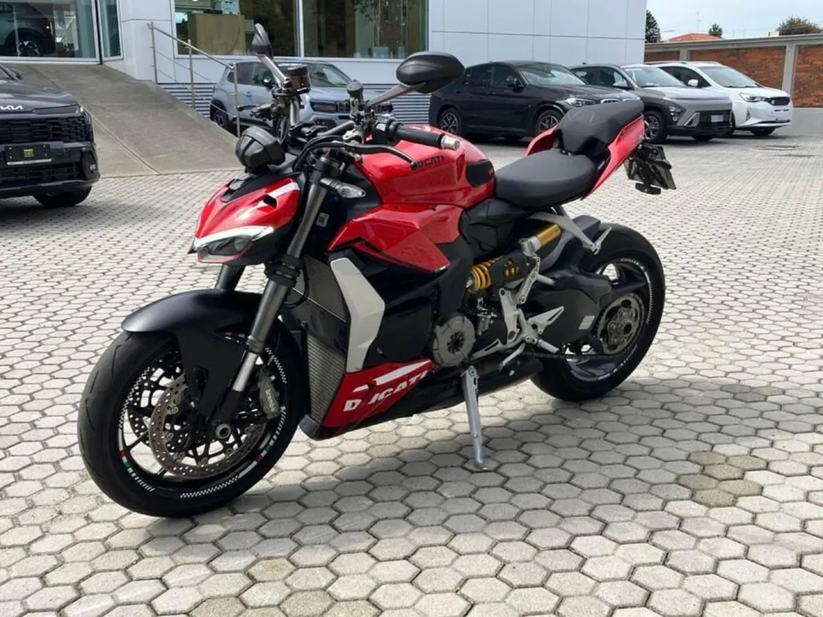 Ducati Streetfighter V2 (2022 - 24)