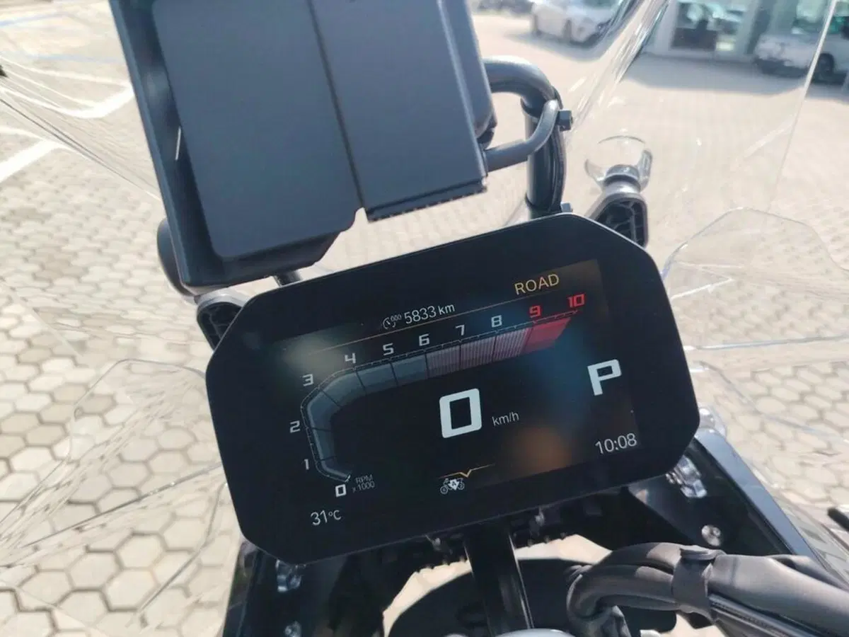 Bmw R 1300 GS Adventure Triple Black (2025 - 26) (10)