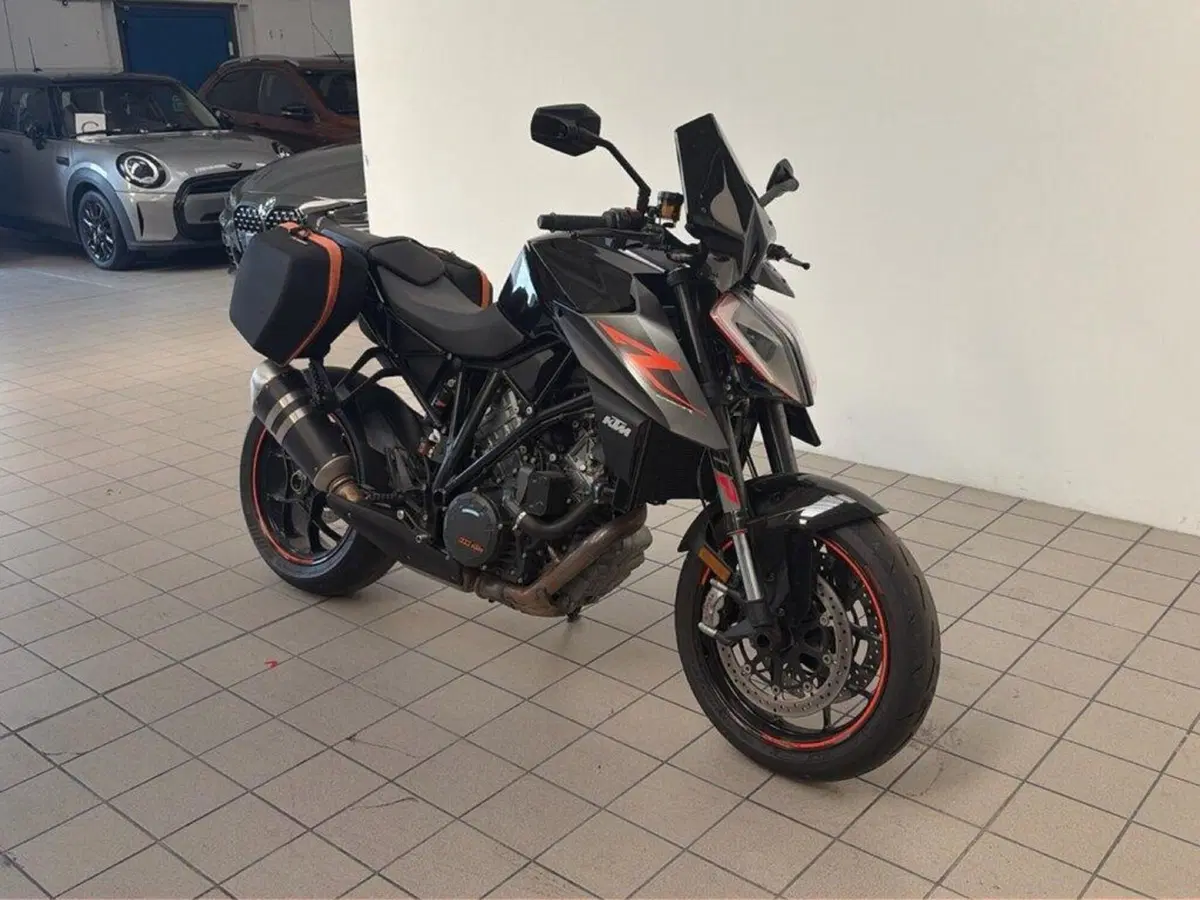 KTM 1290 Super Duke R ABS (2017 - 18) (3)
