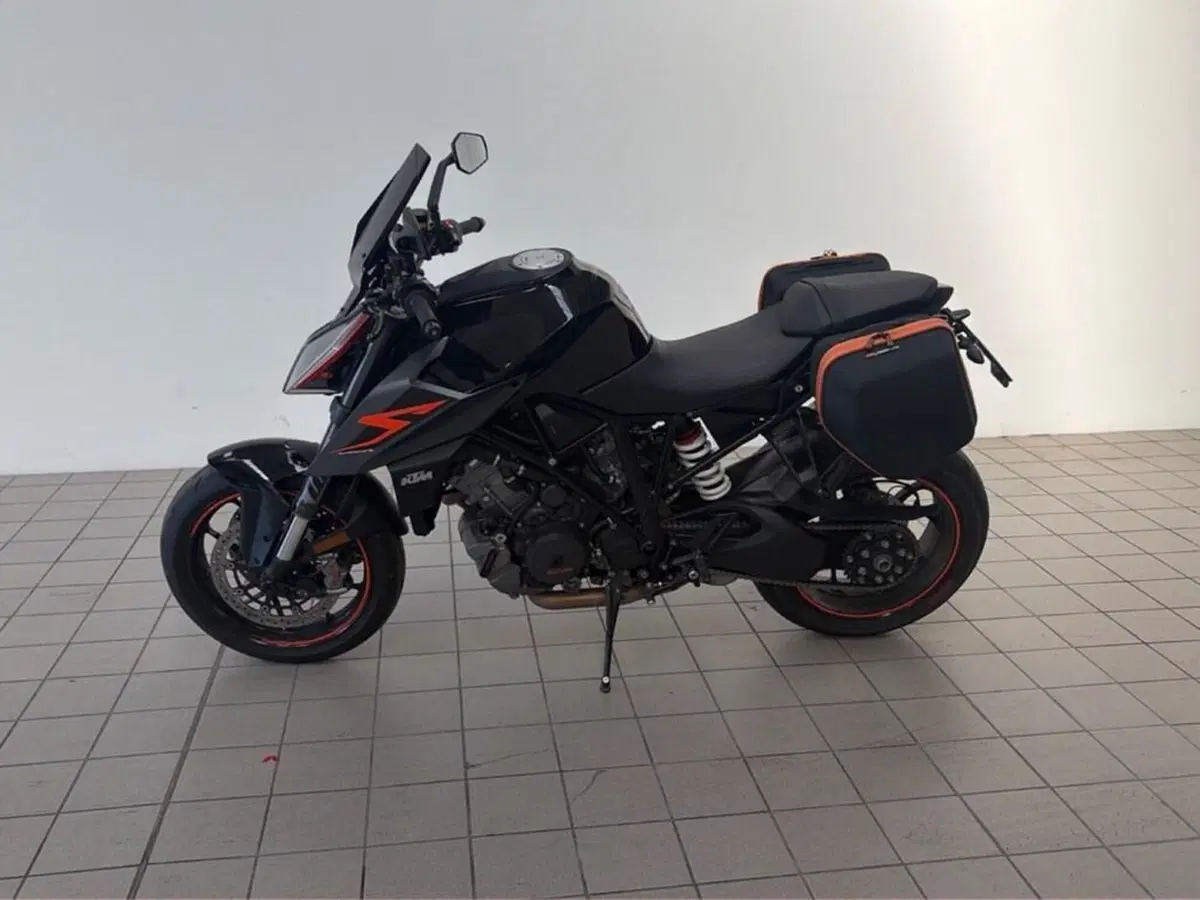 KTM 1290 Super Duke R ABS (2017 - 18) (5)