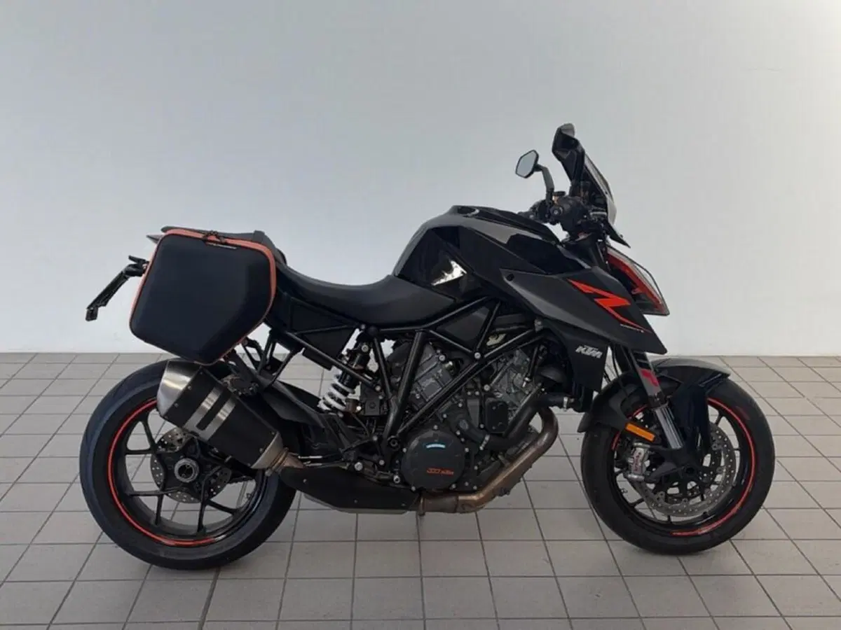 KTM 1290 Super Duke R ABS (2017 - 18) (6)