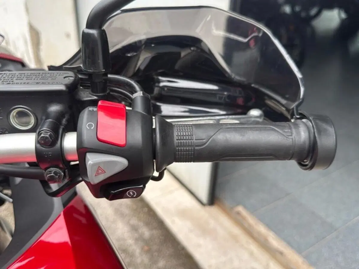 Honda Crossrunner Travel Edition ABS (2015 - 18) (10)