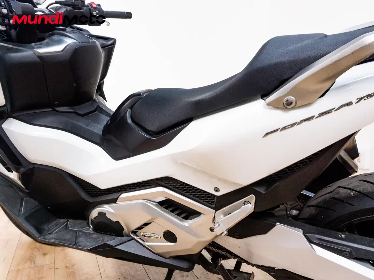 Honda Forza 750 (2025 - 26) (10)