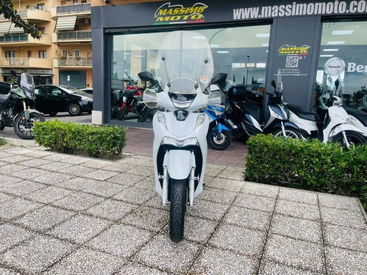Honda SH 150i (2020 - 23) (9)