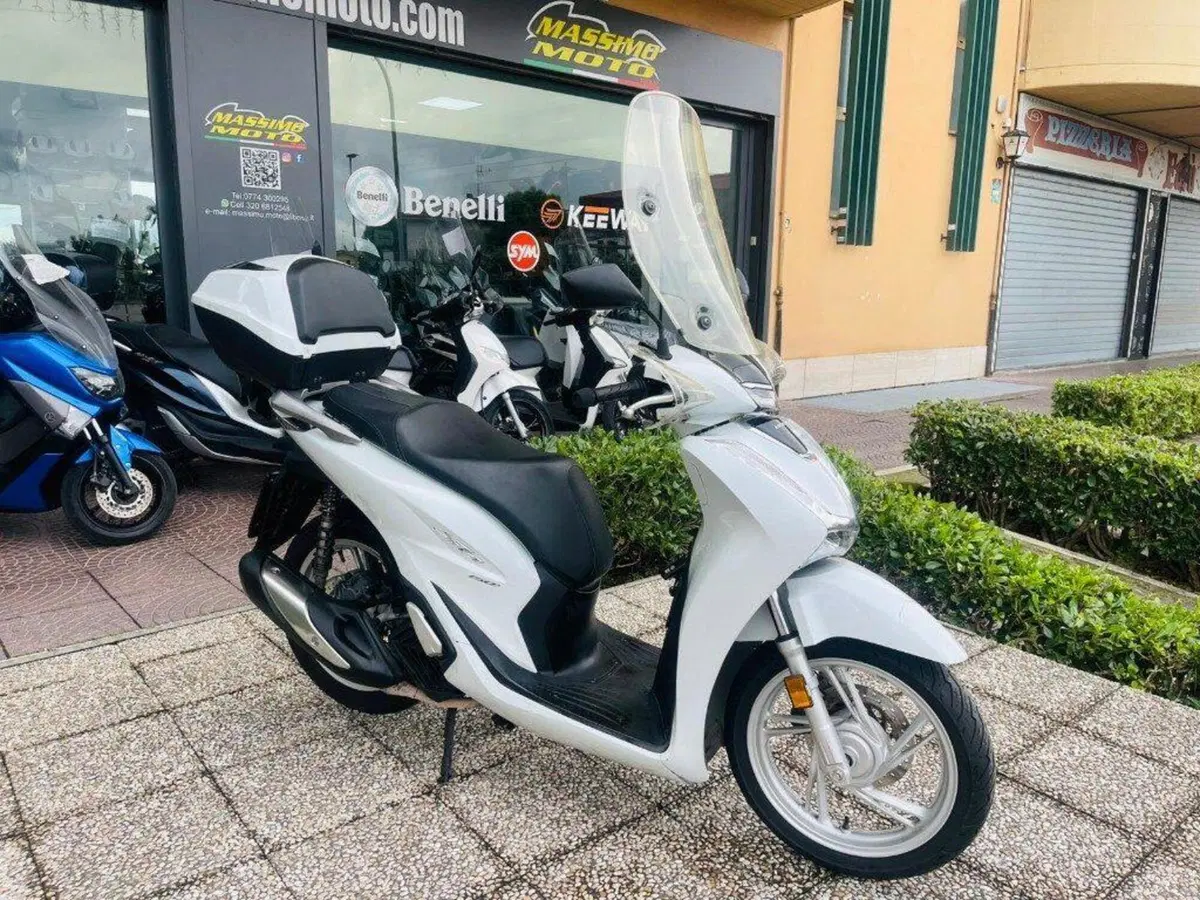 Honda SH 150i (2020 - 23) (4)