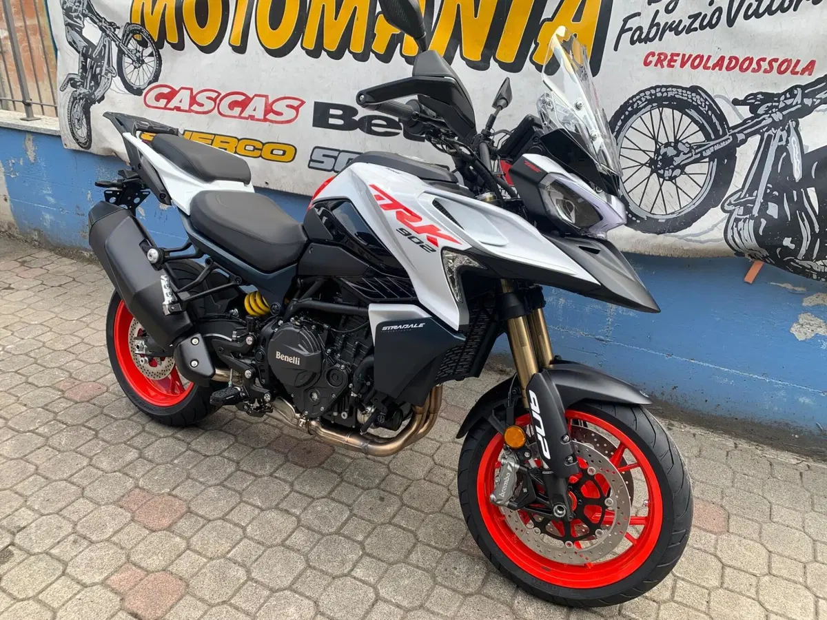 Benelli TRK 902 Stradale (2026) (2)