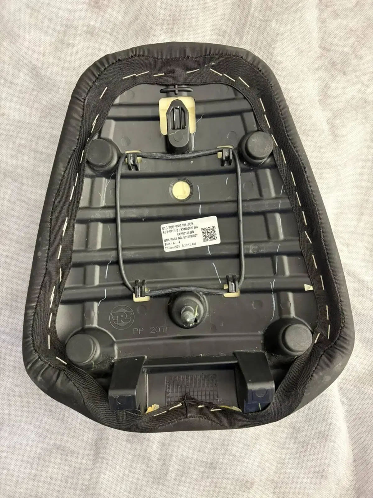 Sella comfort passeggero Himalayan 450 Royal Enfield (4)