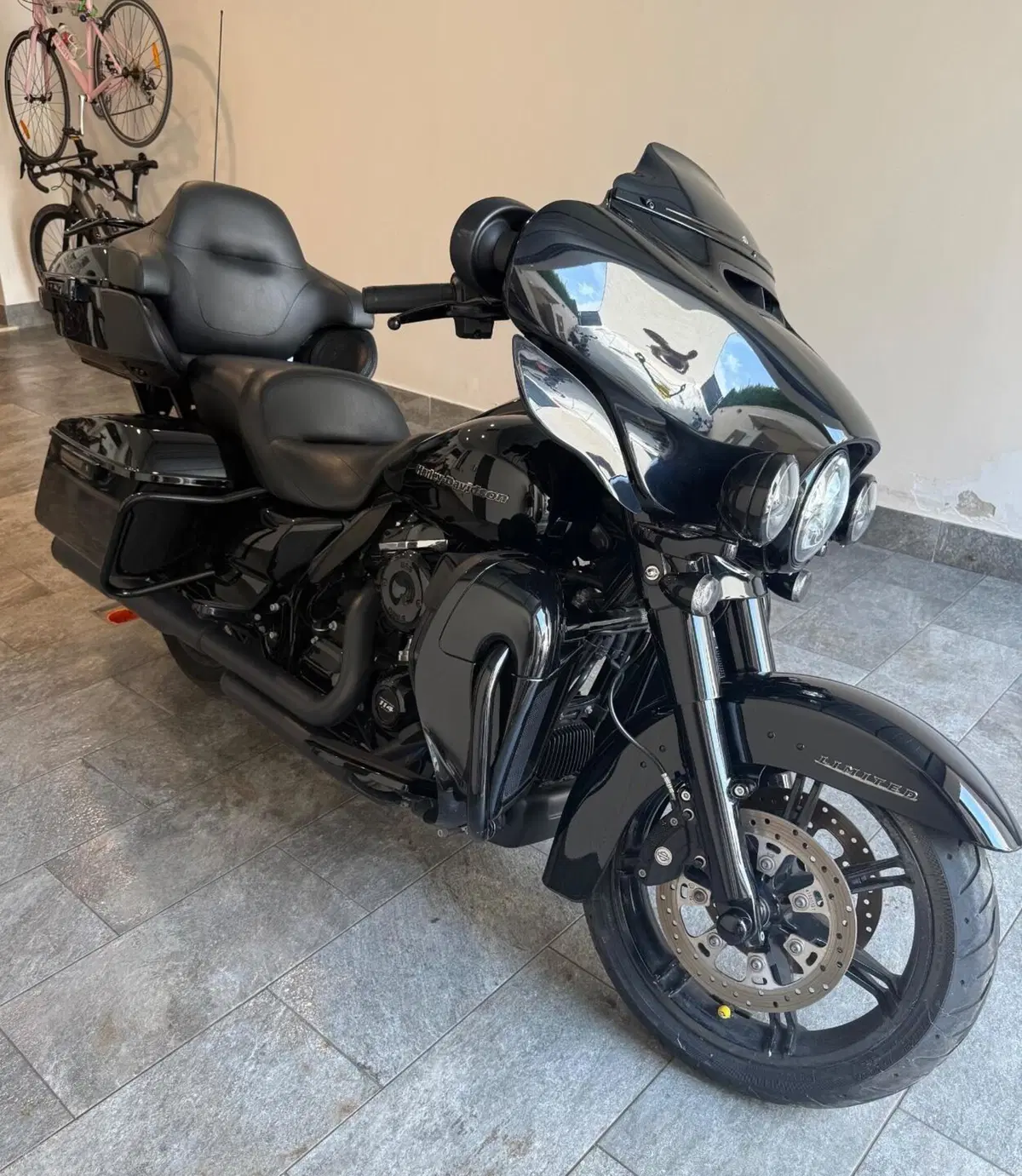 Harley-Davidson 114 Electra Glide Ultra Limited (2020) - FLHTK (2)
