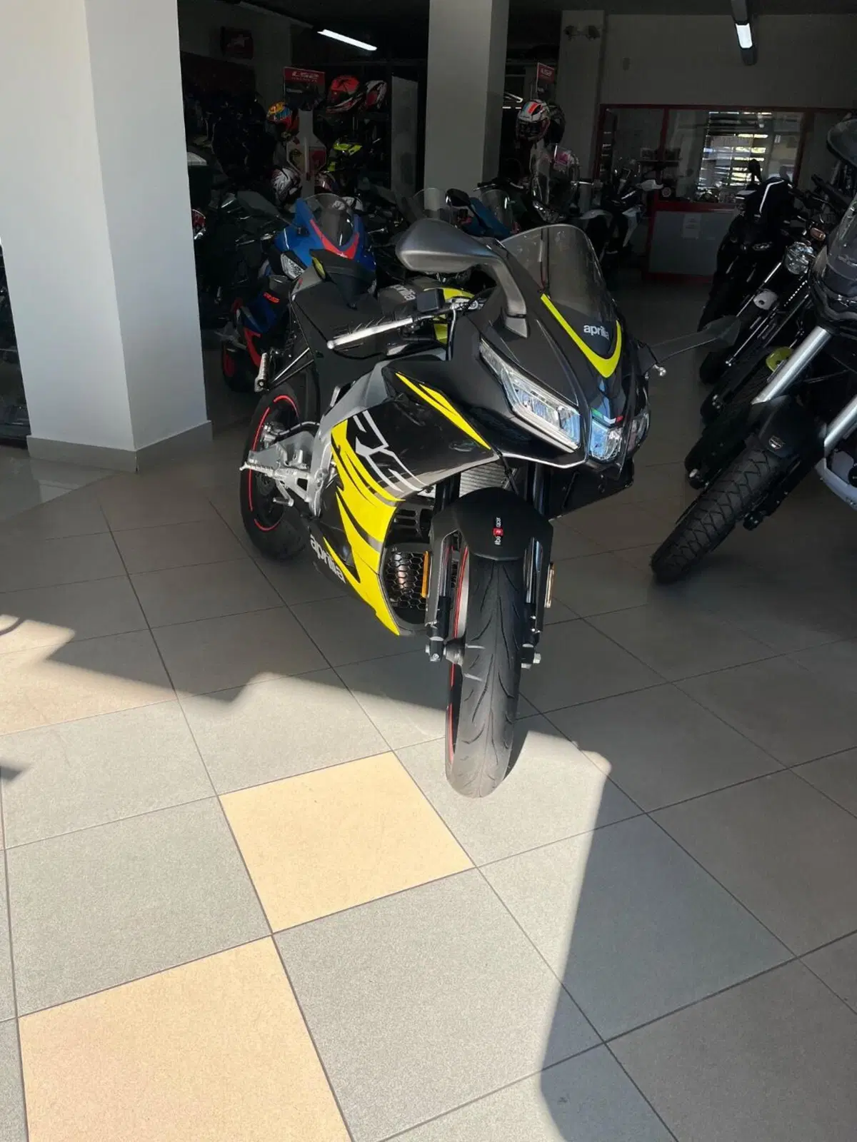 Aprilia RS 125 (2025 - 26) (2)