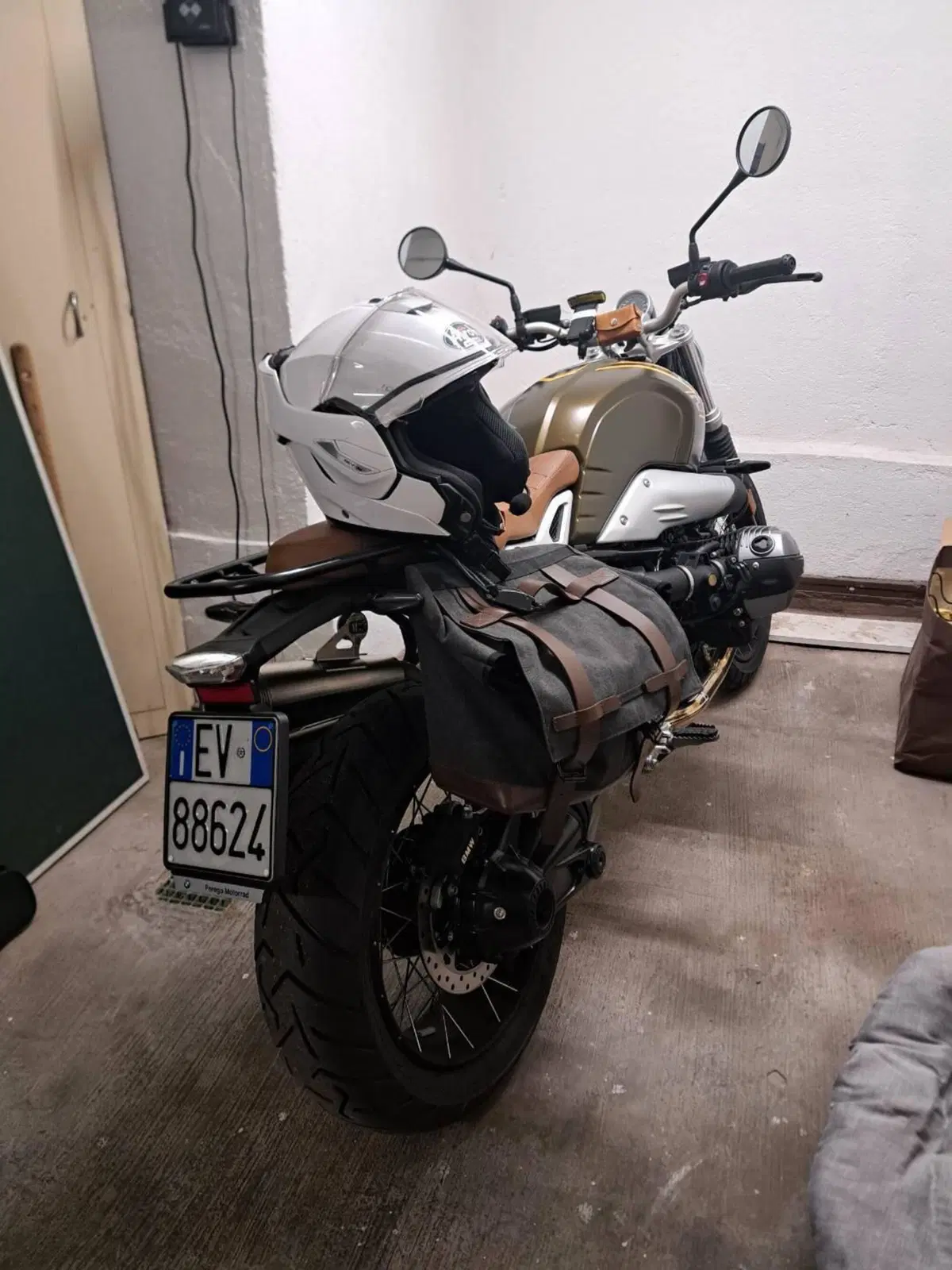 Bmw R nineT Scrambler (2021 - 24) (3)