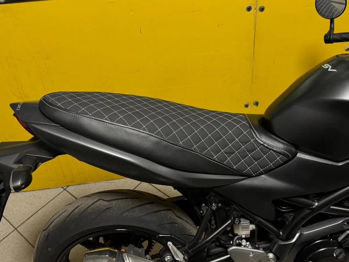 Suzuki SV 650 (2016 - 20) (4)