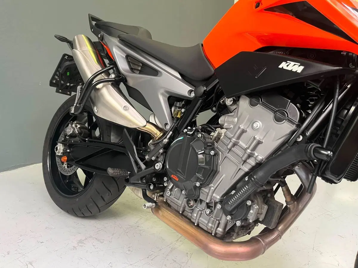 KTM 790 Duke (2025 - 26) (4)