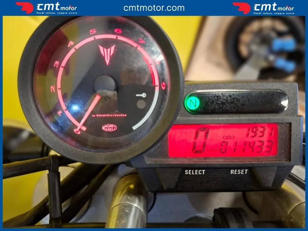 Yamaha MT-03 (2006 - 14) (4)