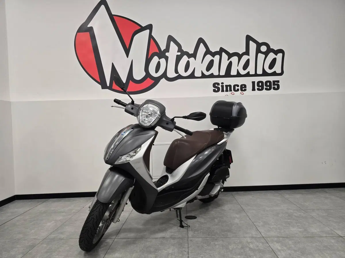 Piaggio Medley 150 ABS (2016 - 19) (3)