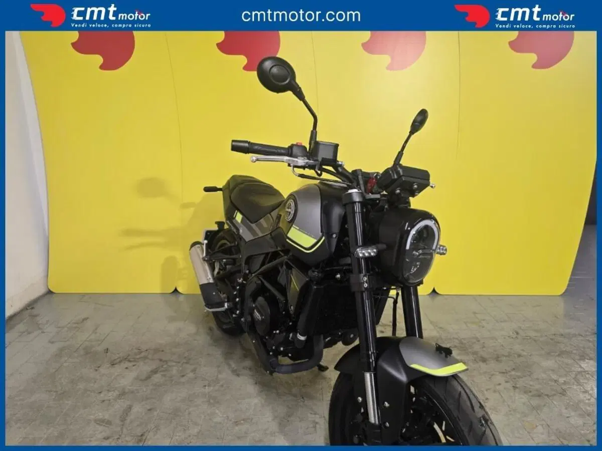 Benelli Leoncino 250 (2019 - 20) (2)