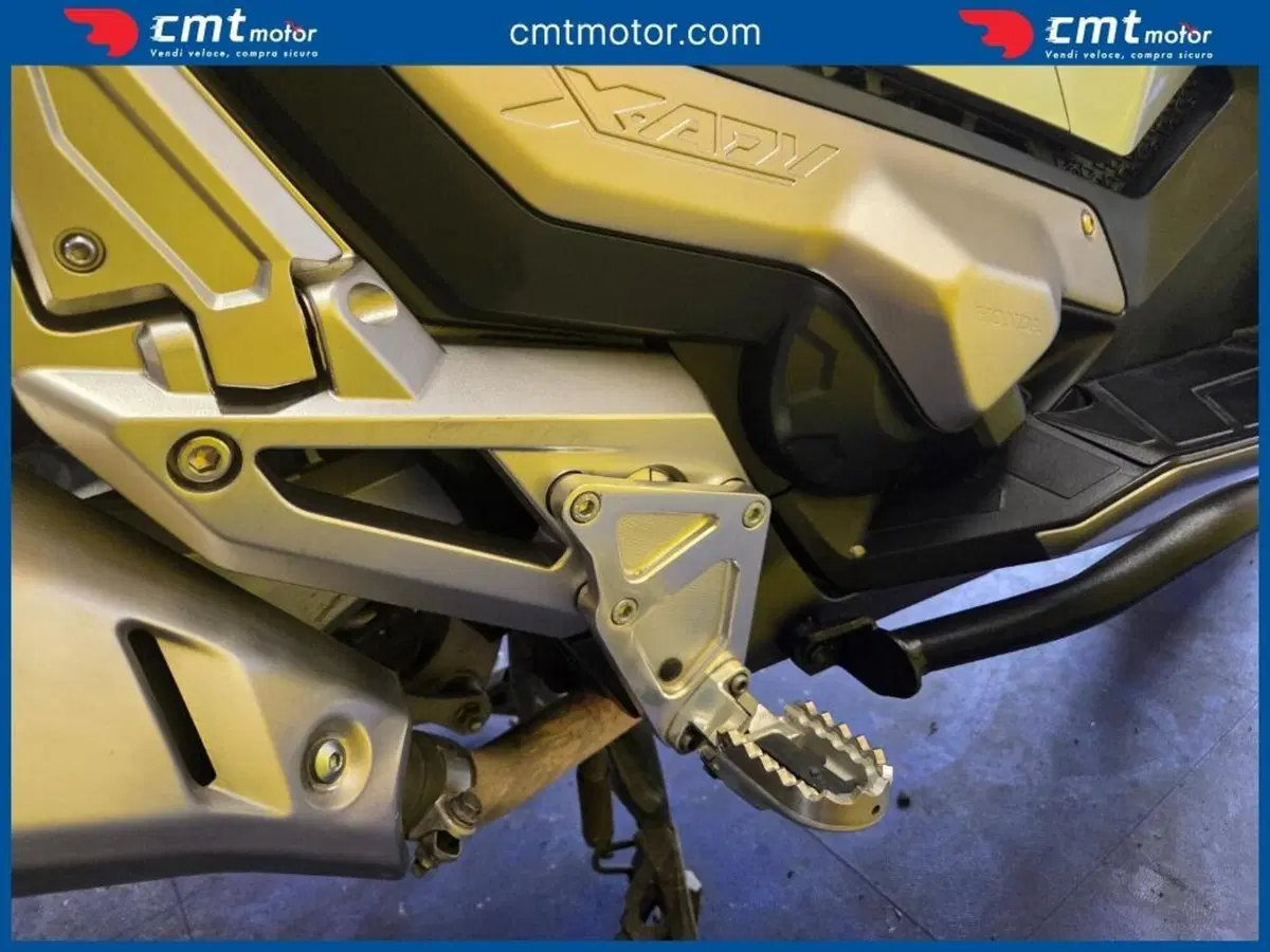 Honda X-ADV 750 (2017) (13)