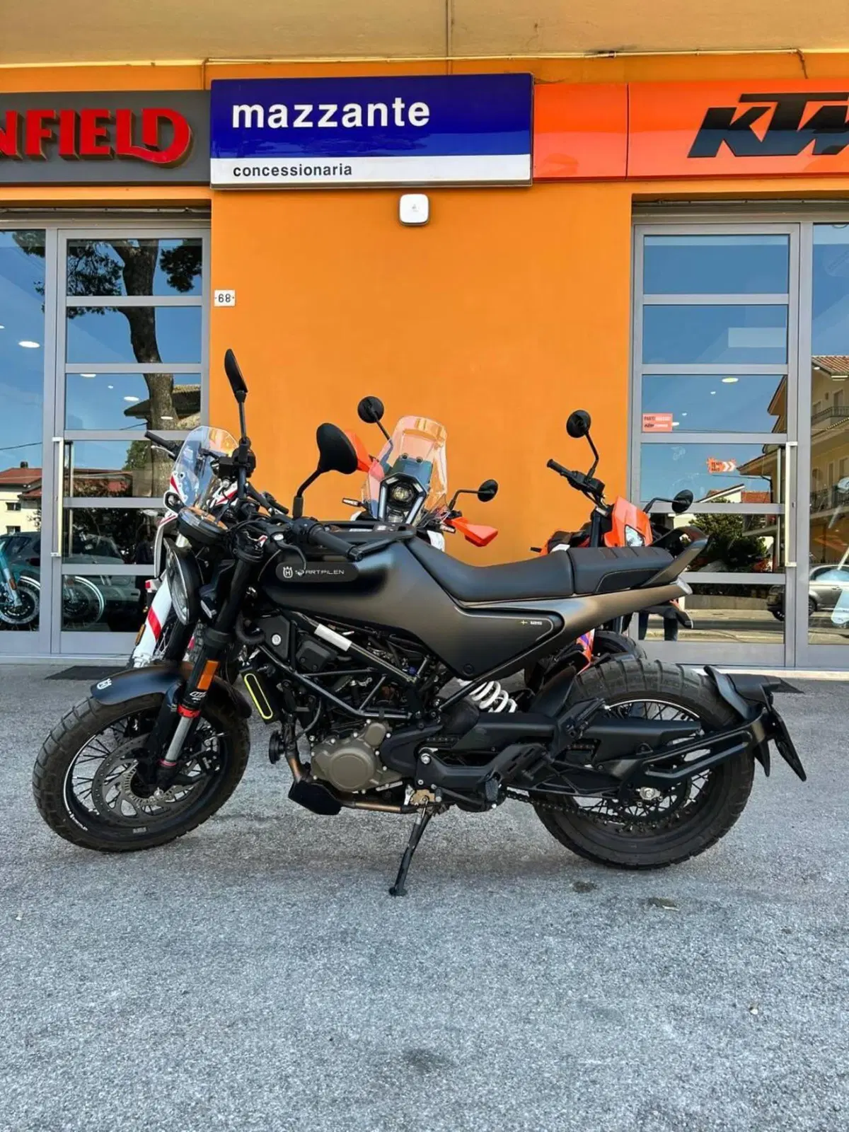 Husqvarna Svartpilen 125 (2021 - 23) (3)