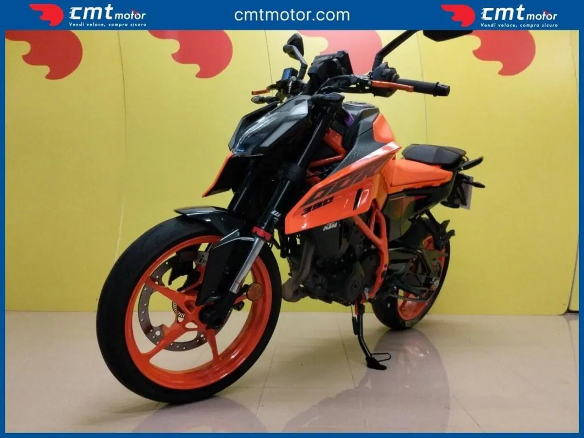 KTM 390 Duke (2024 - 25) (2)