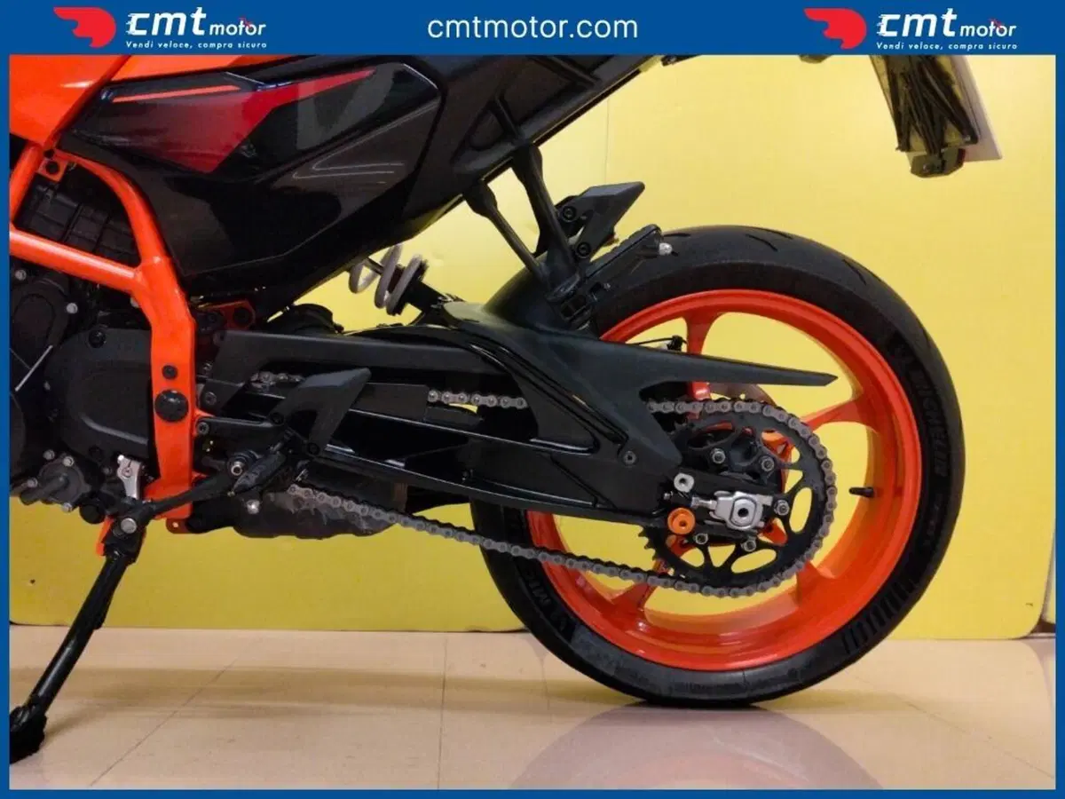 KTM 390 Duke (2024 - 25) (11)