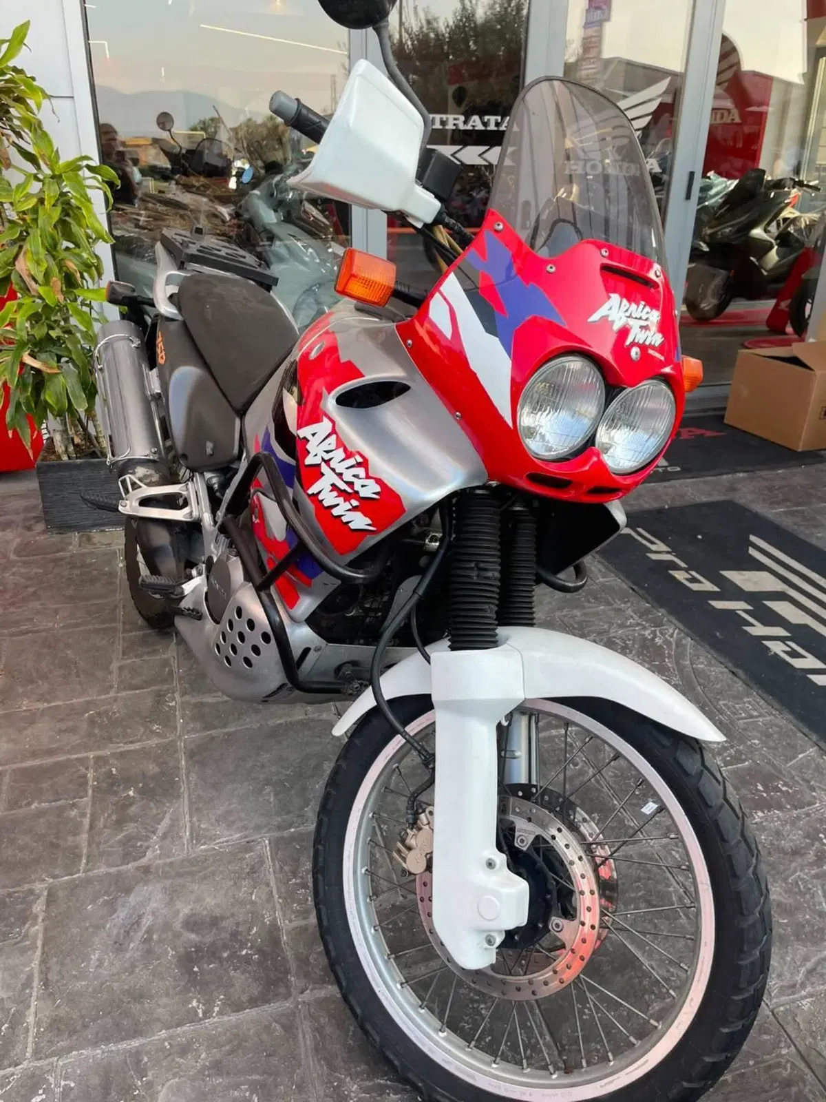 Honda Africa Twin XRV 750 (1996 - 02) (4)