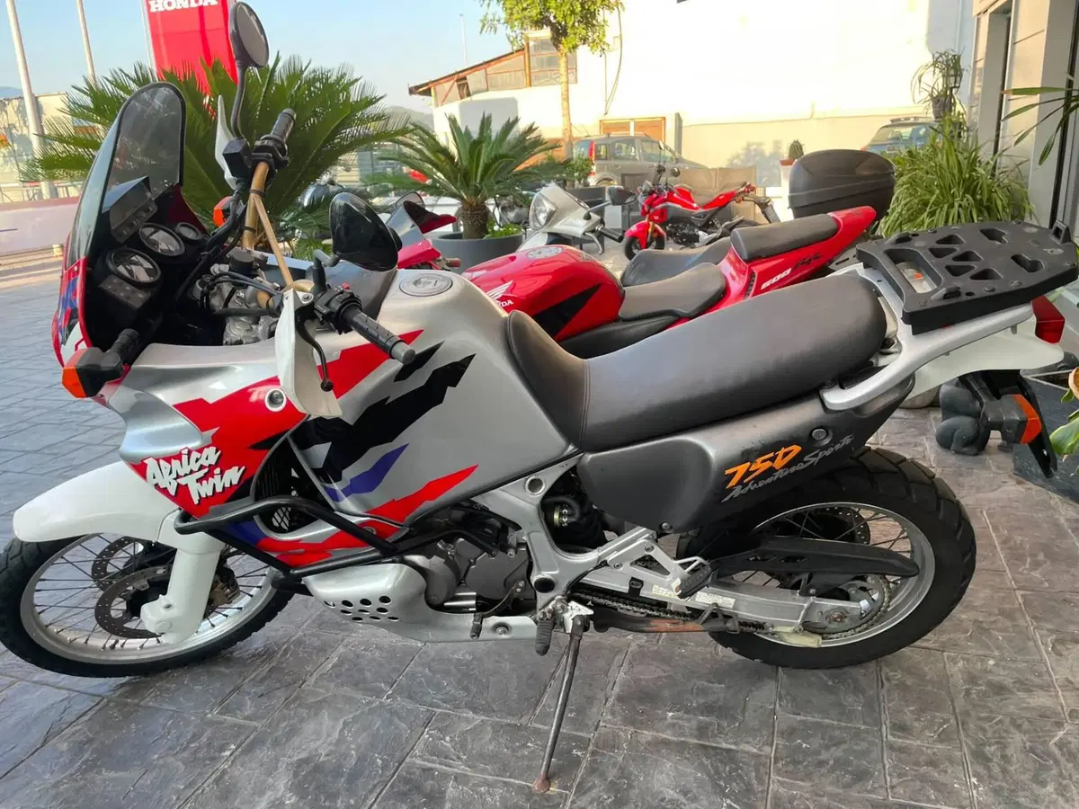 Honda Africa Twin XRV 750 (1996 - 02) (7)