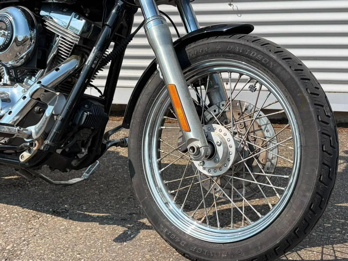 Harley-Davidson 1584 Super Glide Custom (2008 - 13) - FXDC (7)