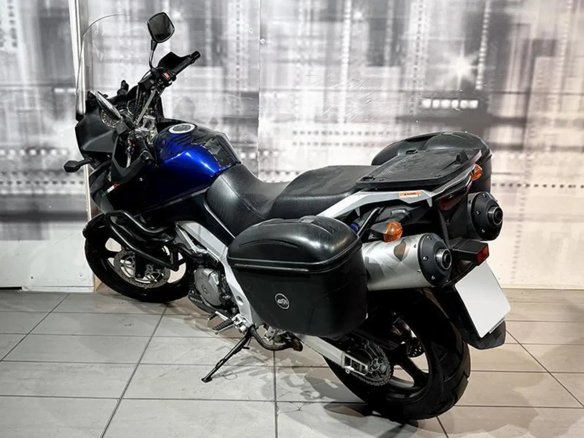 Suzuki V-Strom 1000 (2002 - 06) (2)