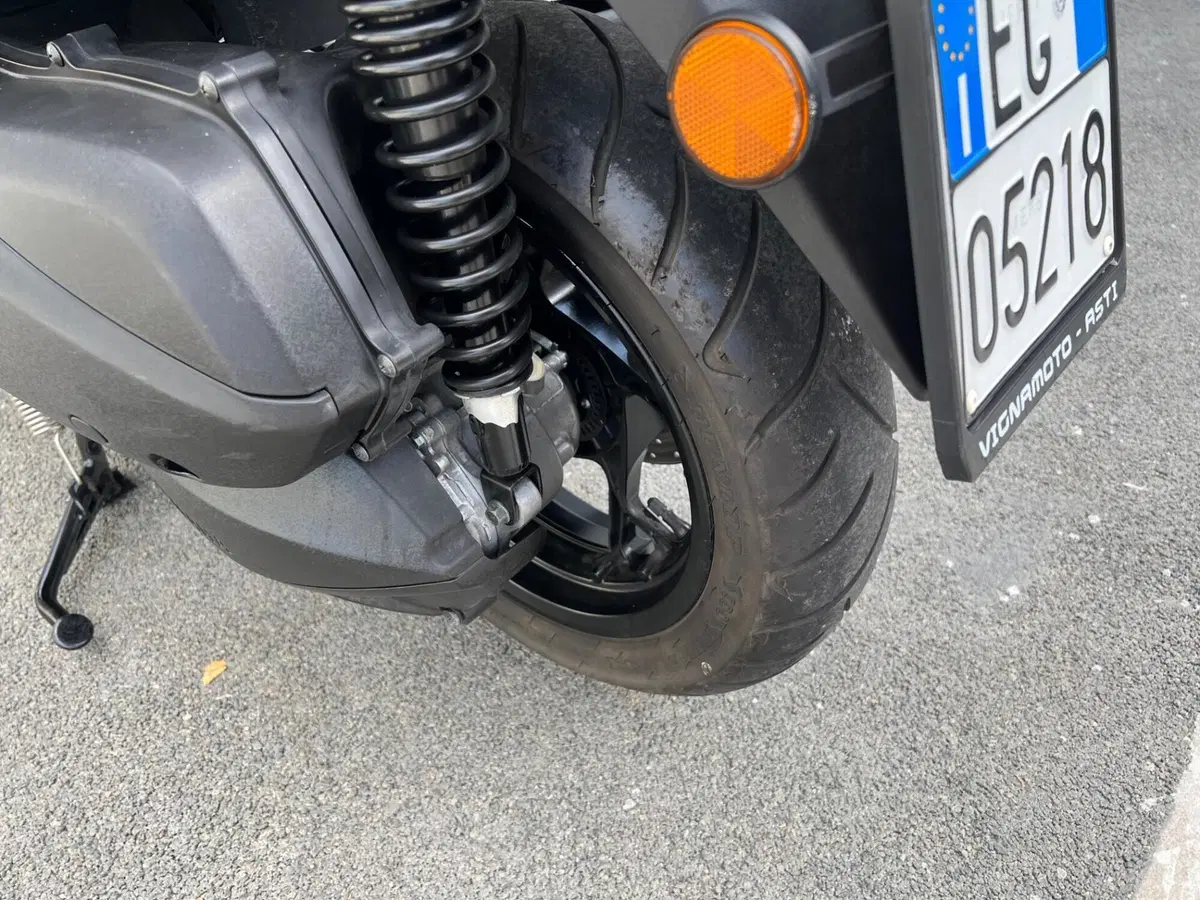 Yamaha X-Max 300 ABS (2017 - 20) (12)