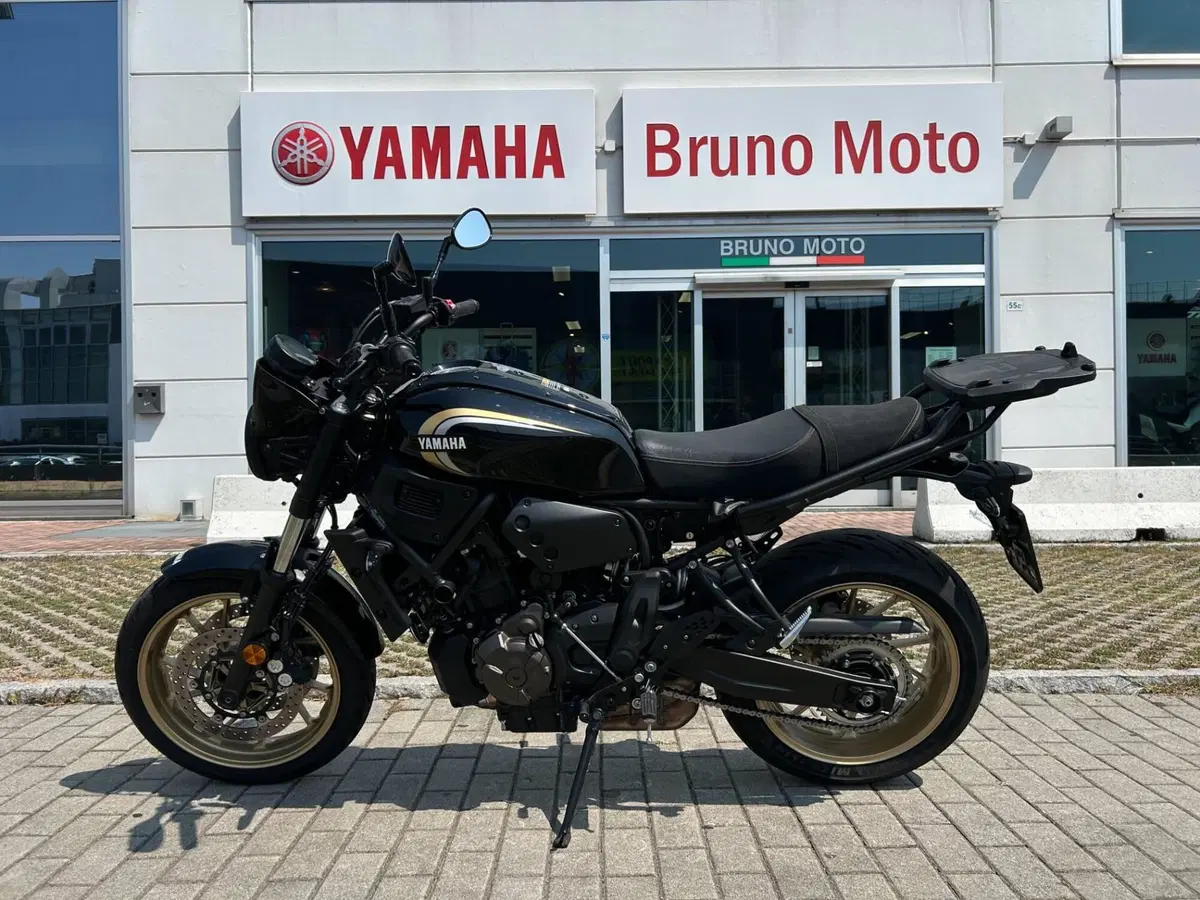 Yamaha XSR 700 (2022 - 26) (2)