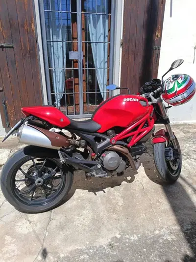 Ducati Monster 796 (2010 - 13) usata
