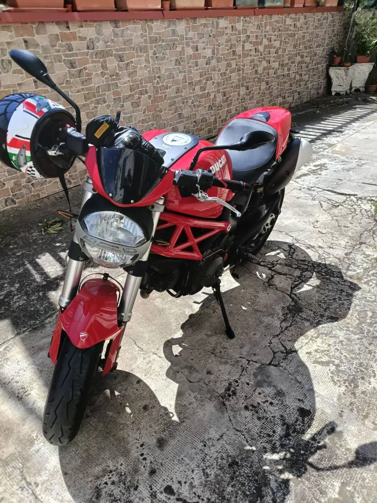 Ducati Monster 796 (2010 - 13) (2)